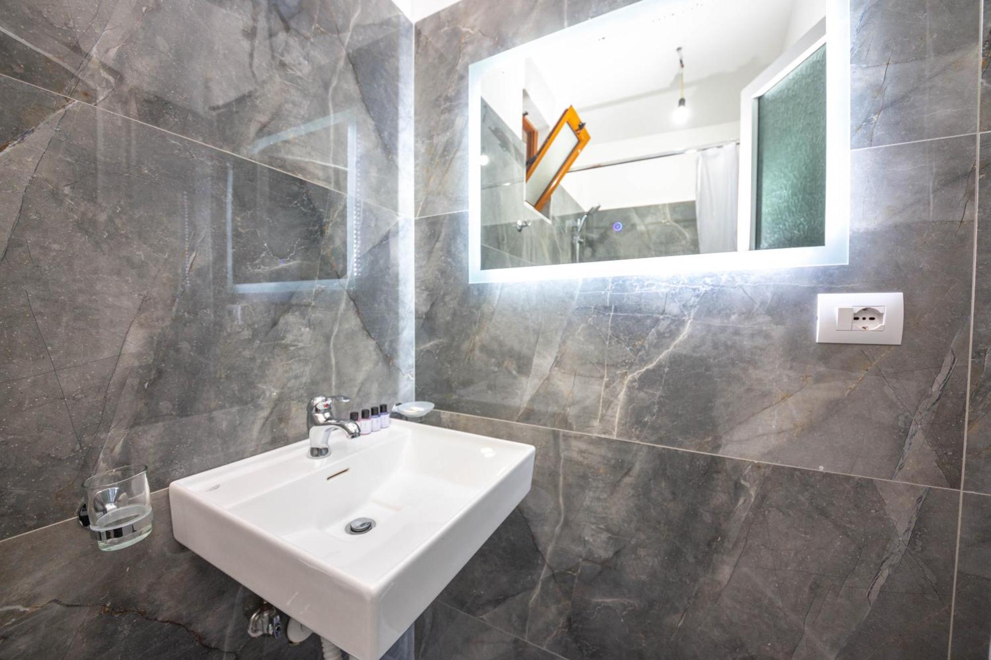 Enel Villa Sarandë Exterior foto